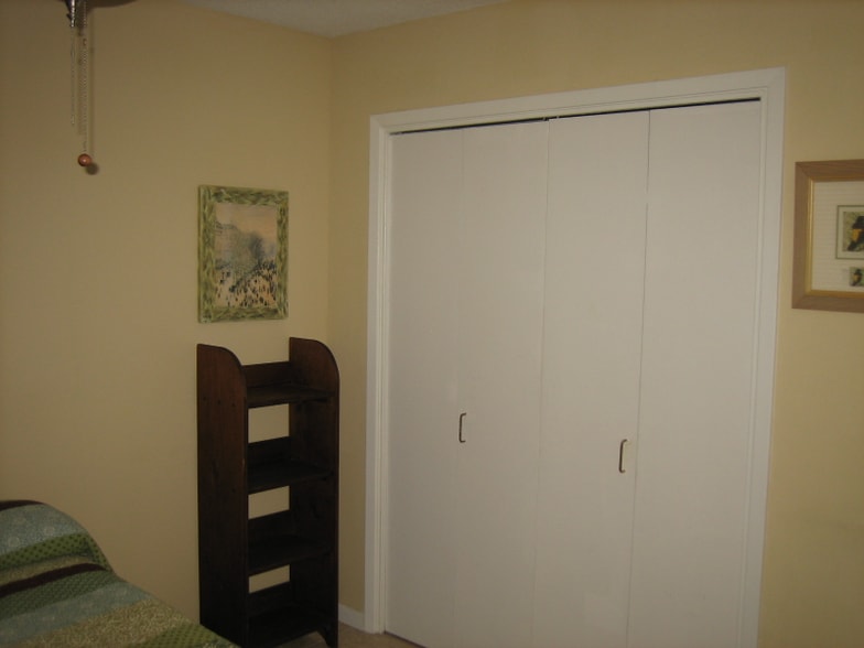 Building Photo - 134 W Satsuma Ave