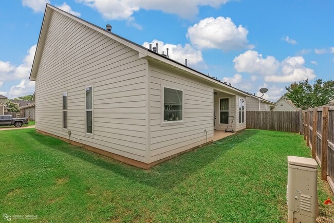 Building Photo - Gorgeous 3 bed 3 bath home for lease | Nor...