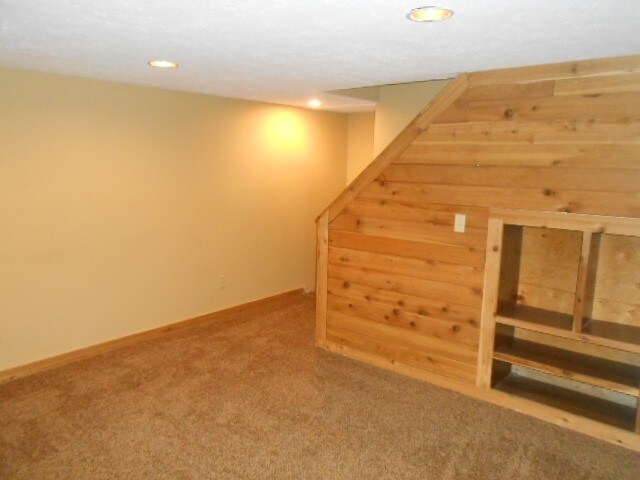Building Photo - 6573 Warriner Way