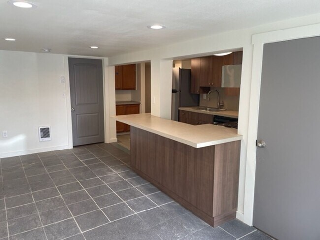 Building Photo - 1517 Franklin St