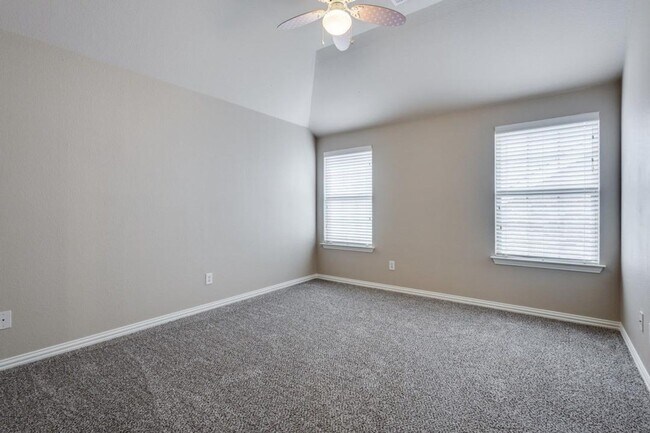 Building Photo - 205 Chester Dr