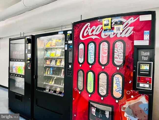 Building Photo - 4200 Cathedral Ave NW