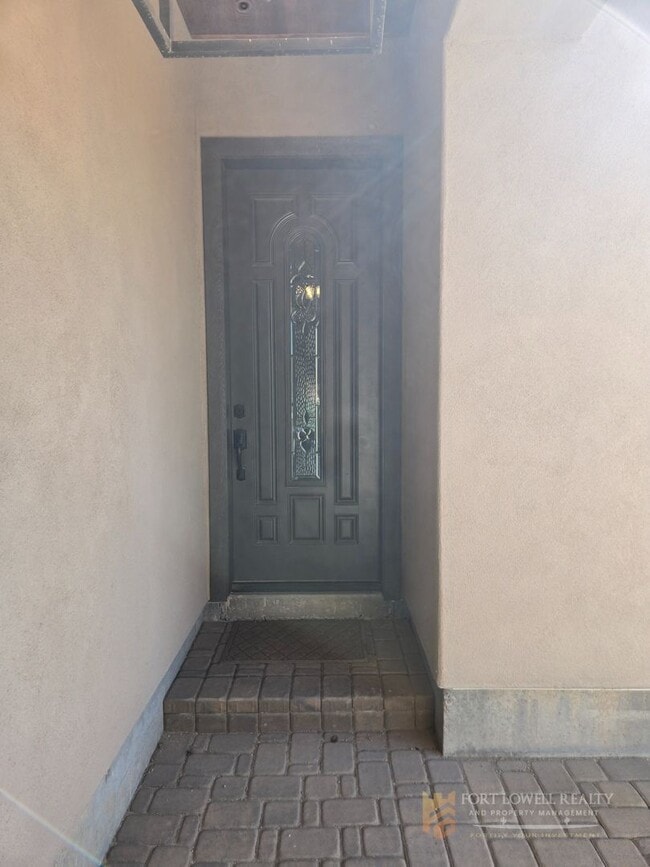 Building Photo - Stunning 2-bed, 2-bath Casita in North Phoenix