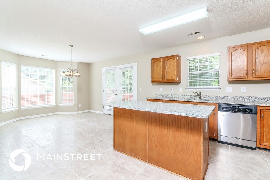 Building Photo - 2712 Denise Dr