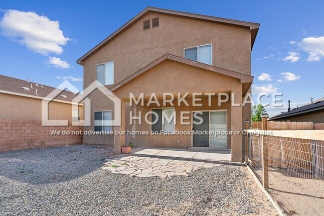 Building Photo - 3533 Wild Horse Rd NE