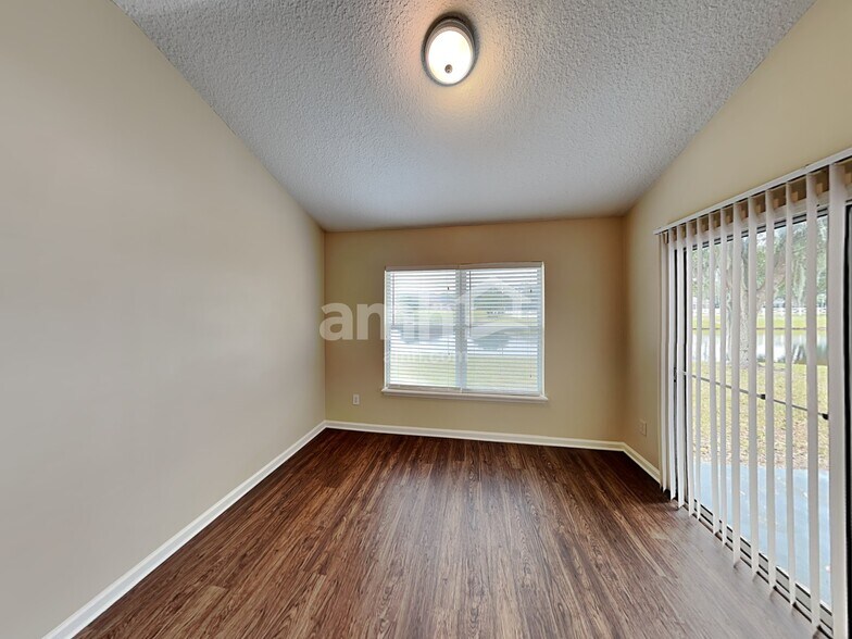 Building Photo - 14240 Sea Eagle Dr