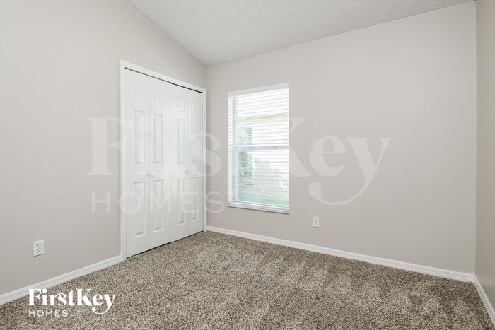Building Photo - 13521 Fordwell Dr
