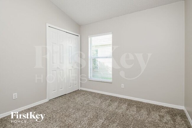 Building Photo - 13521 Fordwell Dr