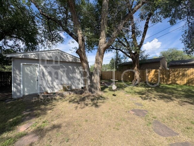 Building Photo - 2426 N Wahsatch Ave