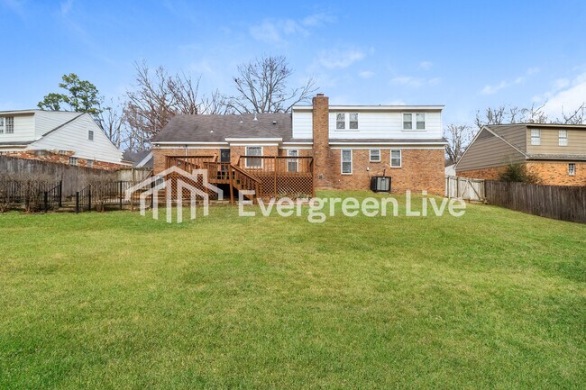 Building Photo - 3465 E Rolling Woods Dr