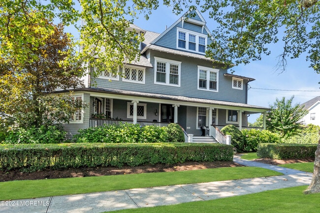 Building Photo - 207 Monmouth Ave