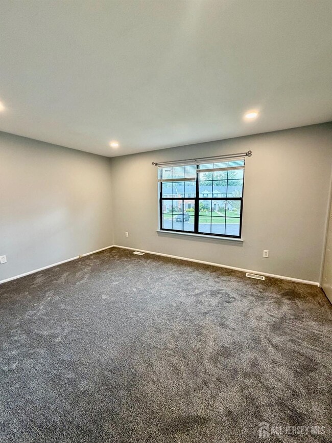 Building Photo - 289 Bromley Pl