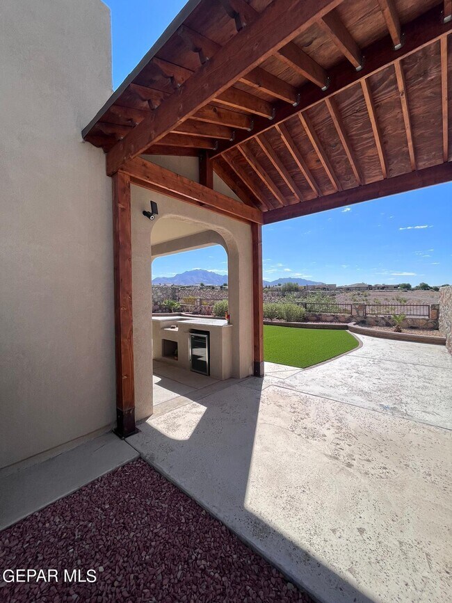 Building Photo - 7442 Wooden Nickel Dr
