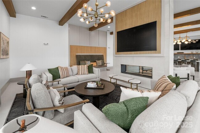 Building Photo - 2546 Perimeter Pointe Pkwy