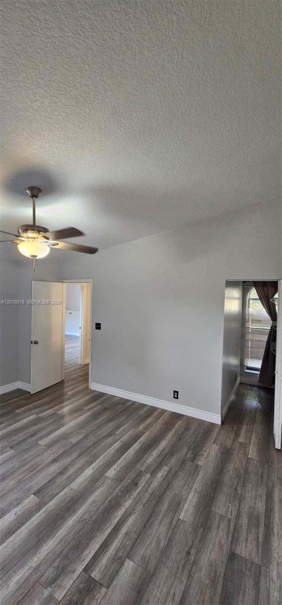 Building Photo - 8033 NW 71st Ct