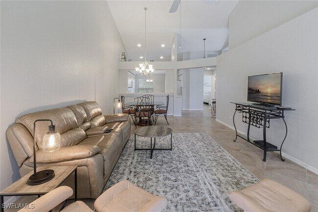 Building Photo - 5502 Greenwood Cir
