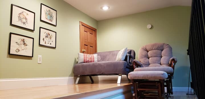 Building Photo - 602 Summer St