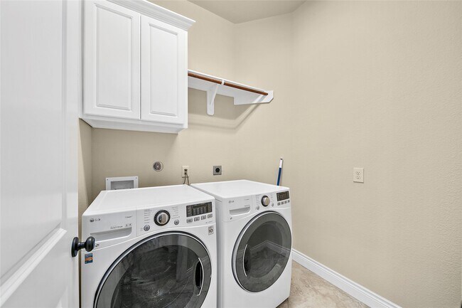 Building Photo - 29131 Erica Lee Ct