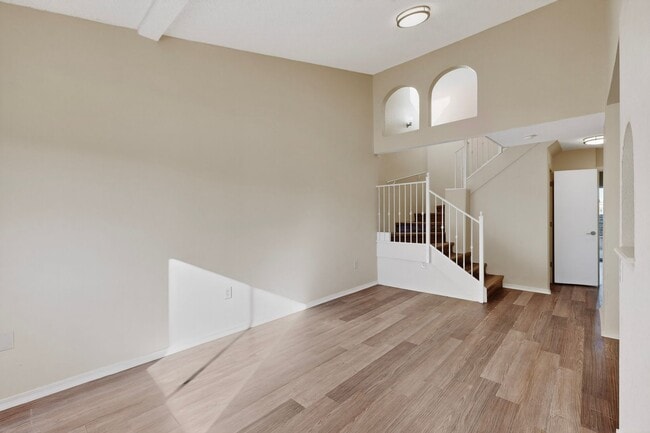 Building Photo - 3 bedroom 2 bath home in East El Paso!