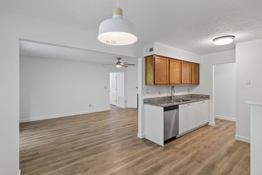Building Photo - 9481 Canyon Pass Dr