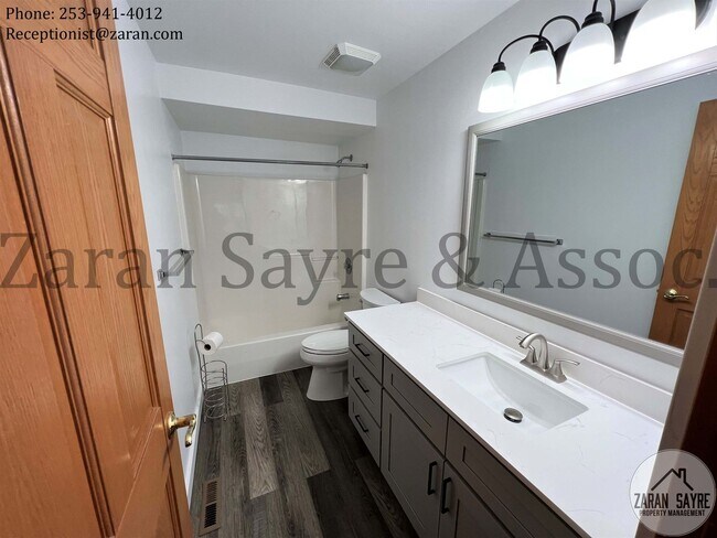 Building Photo - 414 - Your Dream Kitchen Awaits!