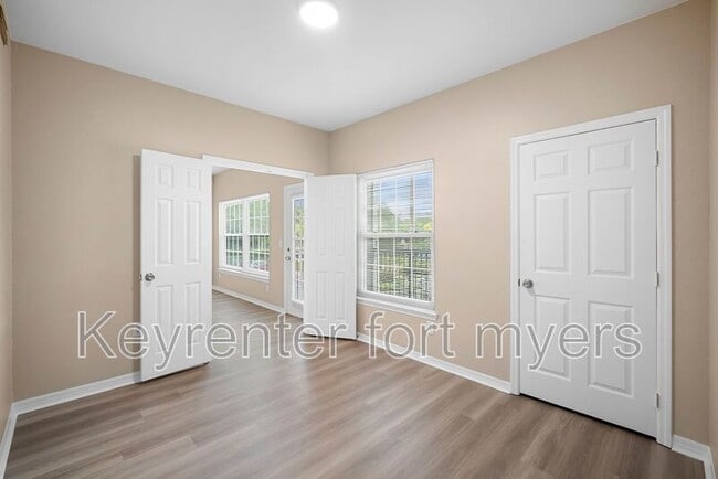 Building Photo - 23660 Walden Center Dr