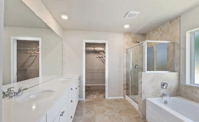 Building Photo - 1141 15th Ave