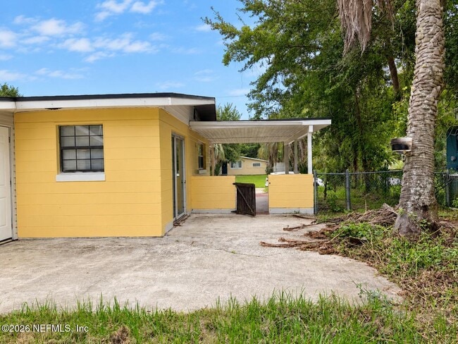 Building Photo - 6731 Mopsy Ln