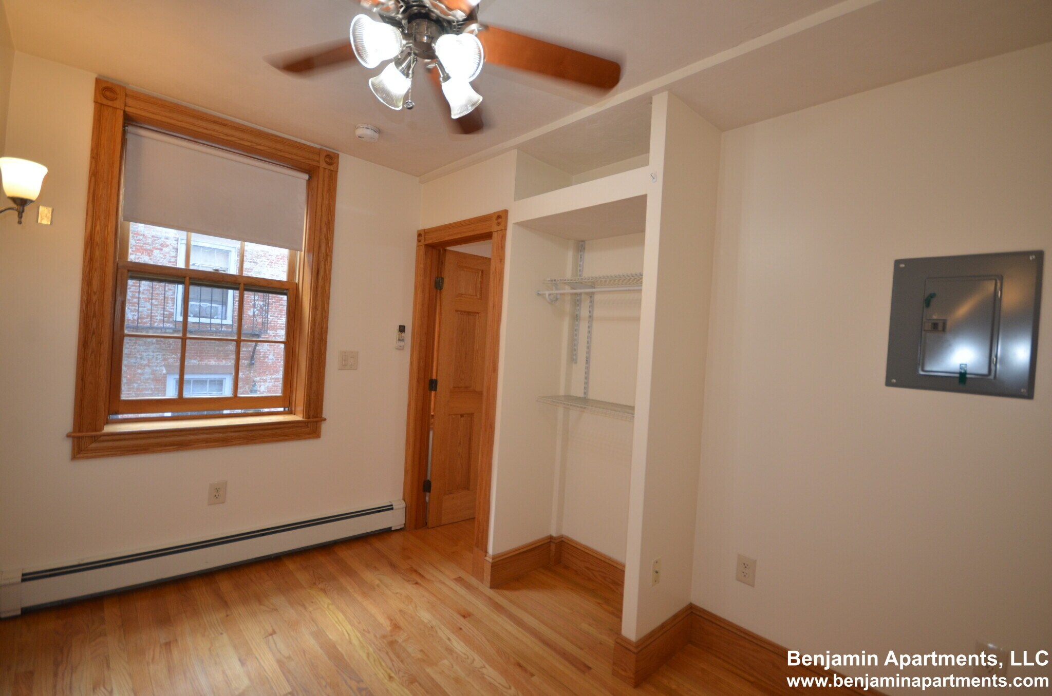 Building Photo - 89 Myrtle St