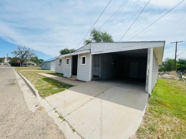 Primary Photo - 2BD/1BA