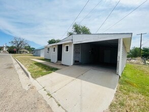 Building Photo - 2BD/1BA