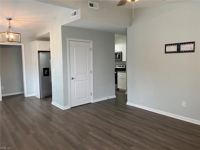 Building Photo - 1013 Choctaw Ct