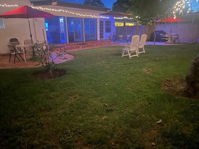 Building Photo - 12619 Emelita St