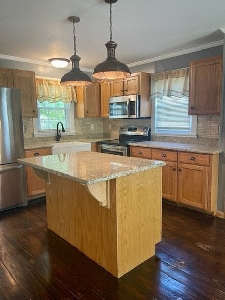 Building Photo - 112 Polk St