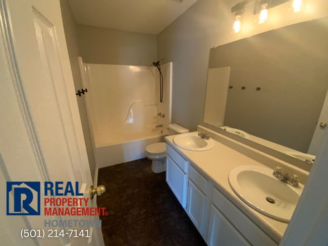 Building Photo - 14123 Ridgecrest Dr