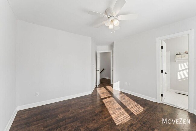 Building Photo - 134 Sanair Ct