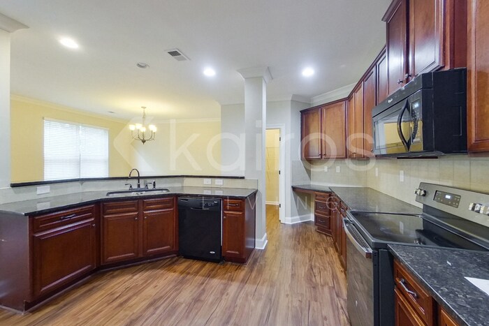 Building Photo - 912 Golden Bell Ln