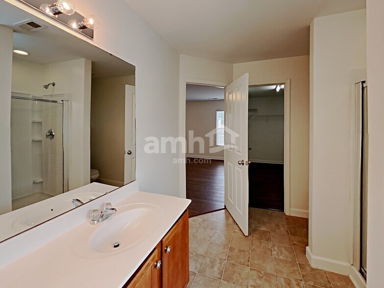 Building Photo - 6840 Horseback Ln