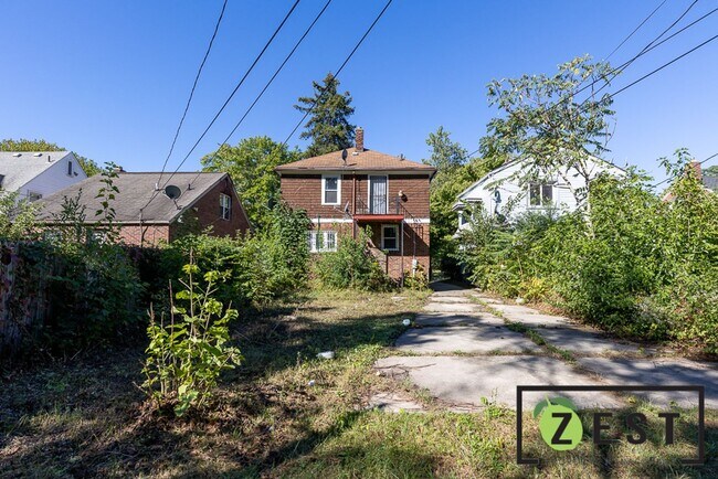 Building Photo - ***OPEN HOUSE SATURDAY OCT. 11TH 2025 11-1...