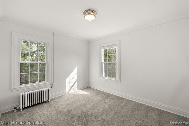 Building Photo - 1200 Orchard Ridge Rd