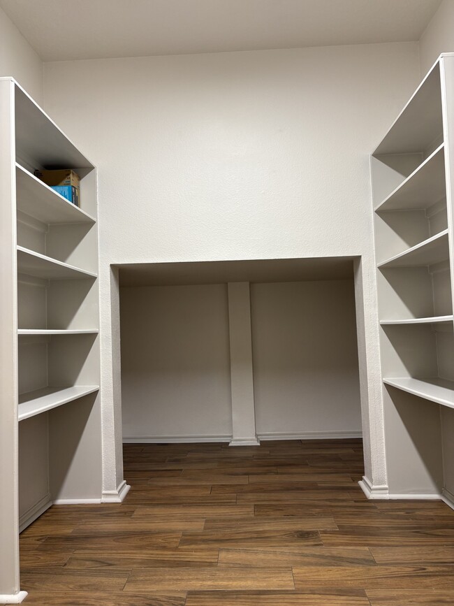 Building Photo - 4918 Cloudhaven Ct