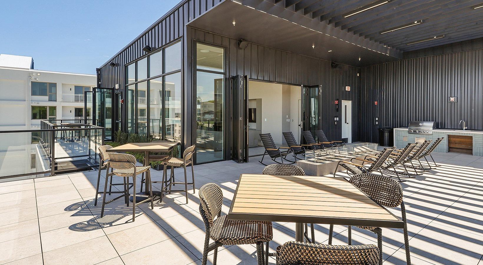 Building Photo - 700 Hamilton Ave