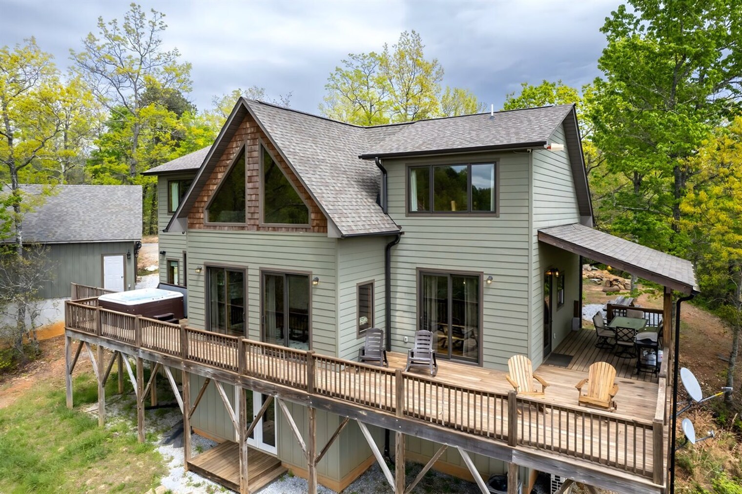 Building Photo - 312 Overlook Ridge Rd