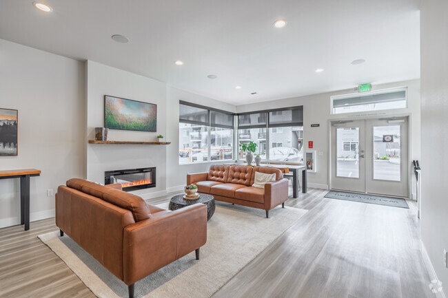 Lobby - Walnut Trail Apartments
