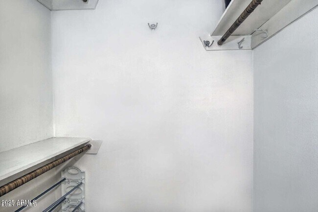 Building Photo - 16255 E Rosetta Dr