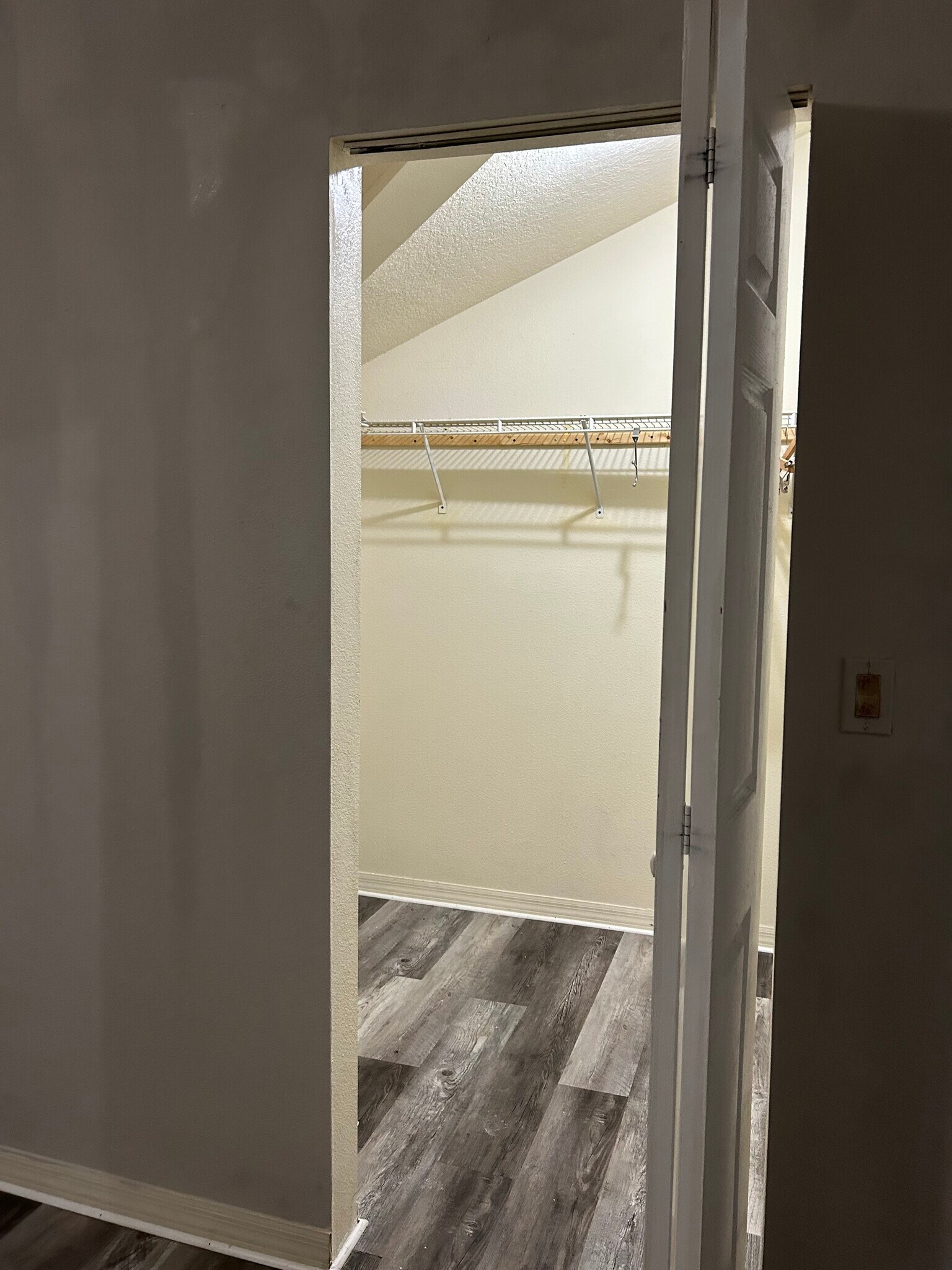 Building Photo - 5007 Sunridge Palms Dr