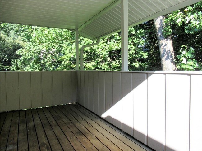 Building Photo - 1503 Wynnes Ridge Cir SE
