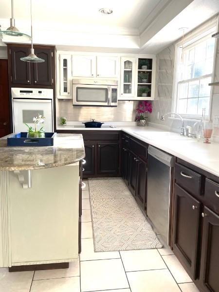 Building Photo - 5291 Manhasset Cove