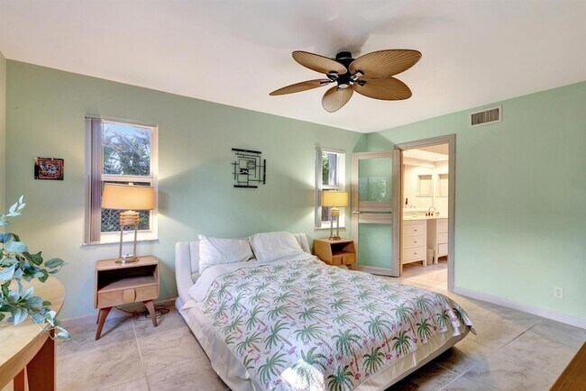 Building Photo - 3110 Surf Way