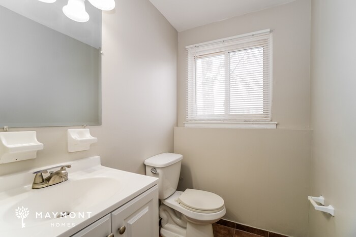 Building Photo - 3166 Valley Park Ave